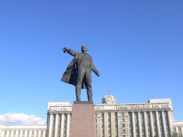 Monument to Lenin - Saint Petersburg