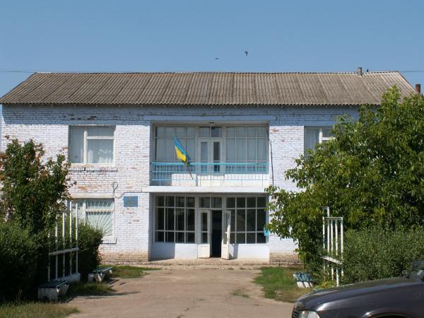 Здания Бывшего Сельсовета Село Долганка Фото
