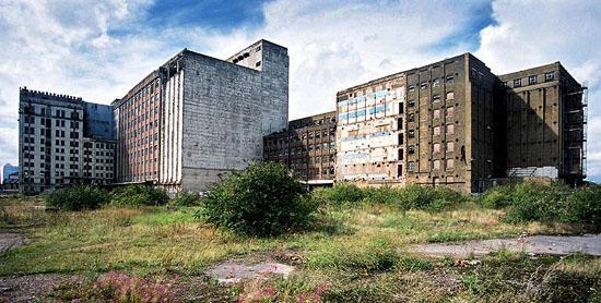 Rank/Hovis Premier Mill (derelict) - London