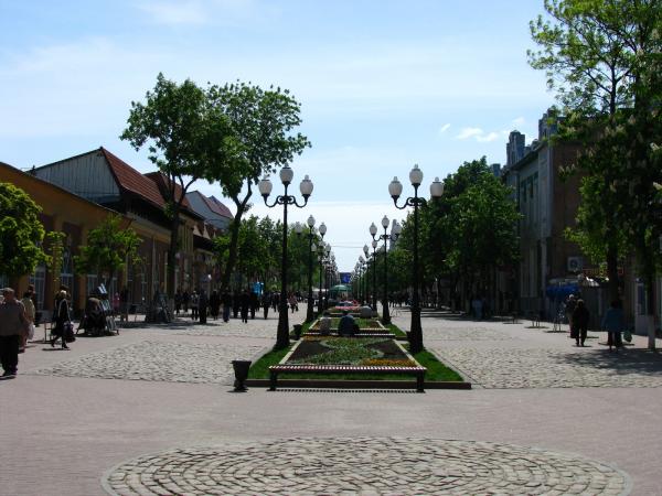 центральная улица ейска. центр города ейск улица свердлова. ул. ул. ейск главная улица.