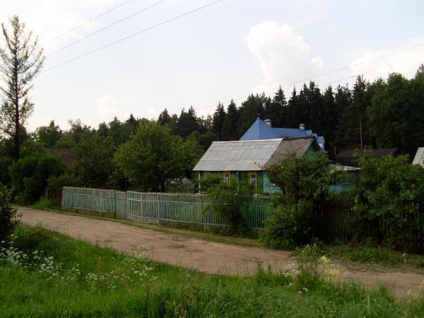 Поселок й километр