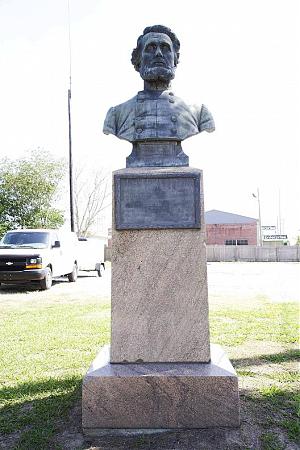 Brigadier General John W. Whitfield Bust - Vicksburg, Mississippi