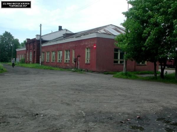 Ермолино жд. Станция Ермолино Ивановская область. ЖД станция Ермолино Ивановская область. ЖД вокзал Ермолино. Станция Ермолино Иваново.