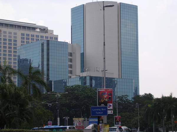 wisma golden eagle realty