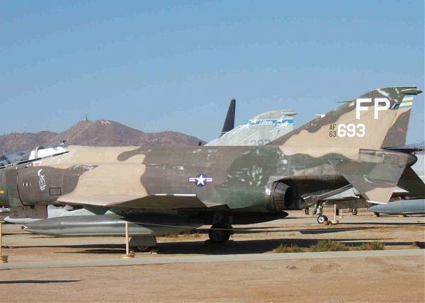 F 4e Phantom Ii риверсайд