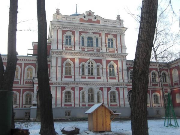 Загородный дворец елизаветы петровны