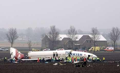 Absturzstelle Der Boeing 737 800 Der Turkish Airlines Flug