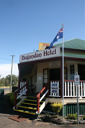 Dugandan Hotel [PUB]