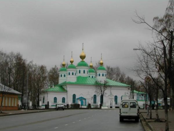 Воскресенский собор колокольня Череповец