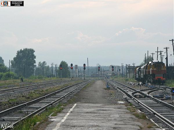 Поезда по станции вельск. Железнодорожная станция Вельск. ЖД вокзал Вельск. Вельск старый вокзал. ЖД станция Вельск.