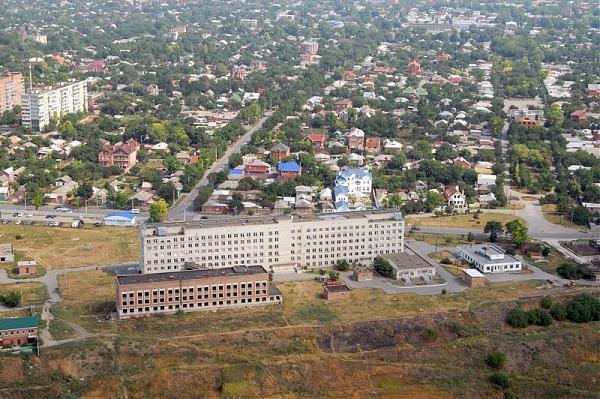 Детская поликлиника таганрог. ДГБ Ломакина Таганрог. Детская городская больница Ломакина Таганрог. Многопрофильная больница Таганрог. Больница на Ломакина Таганрог.