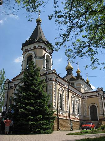 Макеевка святой. Свято-Николаевский храм Макеевка. Свято-Николаевский храм Григорьевка Макеевка. Макеевка храм Святого Николая. Макеевка храм Троицы.