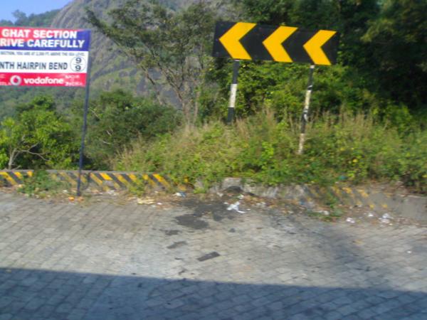 Hairpin Curve 9 Thamaressery Churam