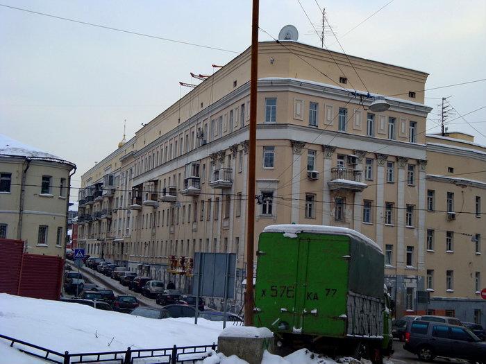 Дом утюг в москве