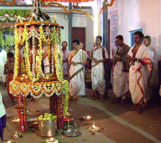 Kalavar Benkinatheshwara Temple (English)