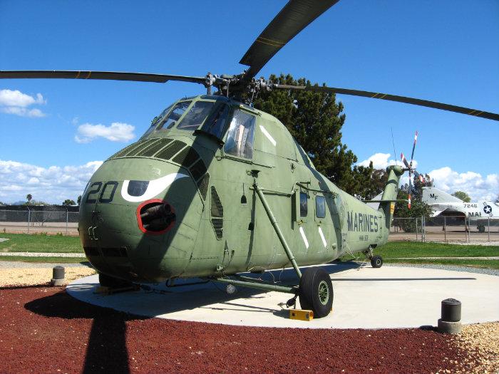 Sikorsky HUS (UH-34) 