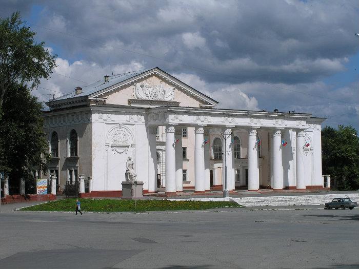 Дворец пионеров асбест