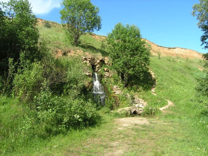 Родник киров. Филейский Родник с водопадом. Филейский Родник Киров. Киров Филейский водопад. Родник Листопадовка.