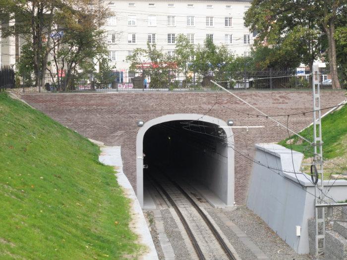 Парижский туннель мерседес