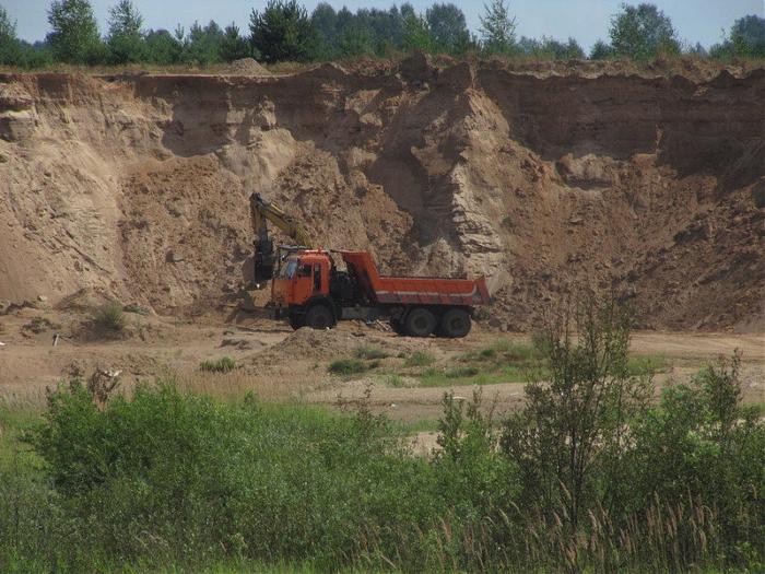 Песчаные карьеры новосибирск. Старица карьер. Воробьевский карьер Старица. Тверь Пески карьер. Песчаный карьер Думиничский район.