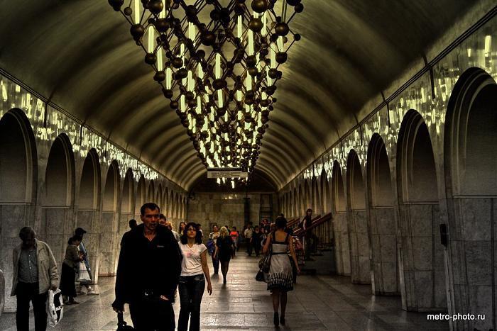 Mendeleyevskaya Metro Station - Moscow