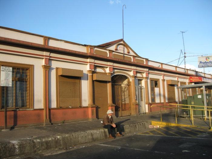 Resultado de imagen de Mercado Municipal de Heredia