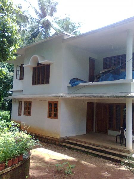 PARAYIL HOUSE - Poopalam