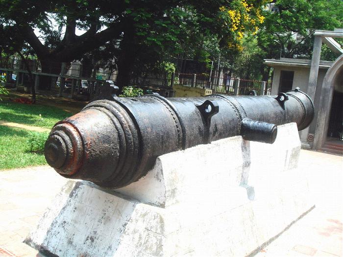 Bibi Marium (Mir jumla) Cannon Dhaka