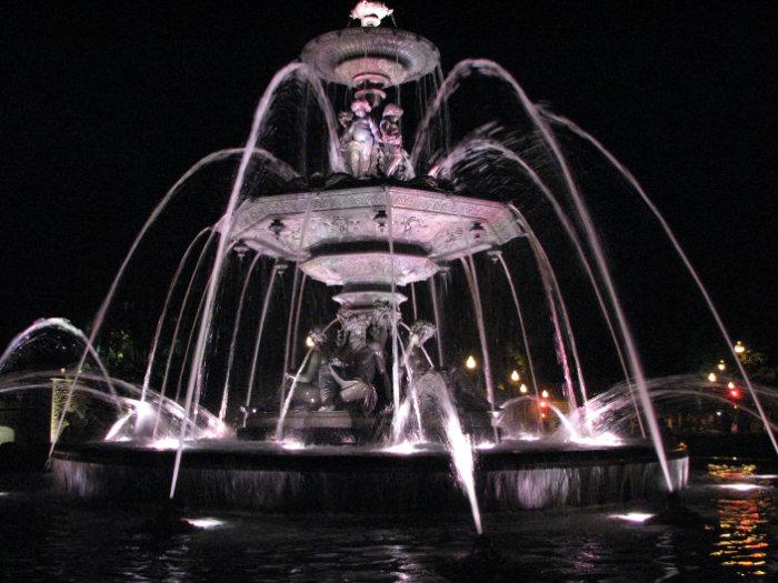 Tourny Fountain - Quebec City, Quebec