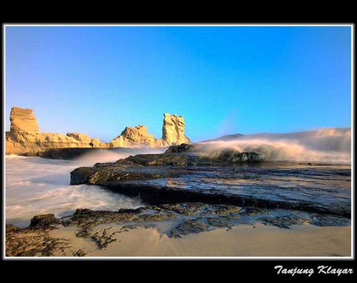  Pantai Klayar Klatak 