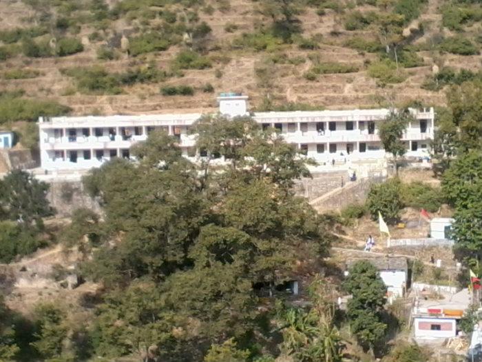 DINESH BHANDARI KA GHAR SANYOU GAON