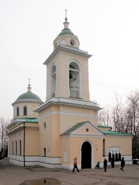 Часовня на даниловском кладбище. Духовская Церковь на Даниловском кладбище. Церковь Сошествия Святого духа на Даниловском кладбище. Даниловский храм на Даниловском кладбище. Кладбище Даниловского монастыря в Москве.