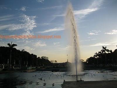 Parade Grounds ng Luneta Grandstand - Maynila