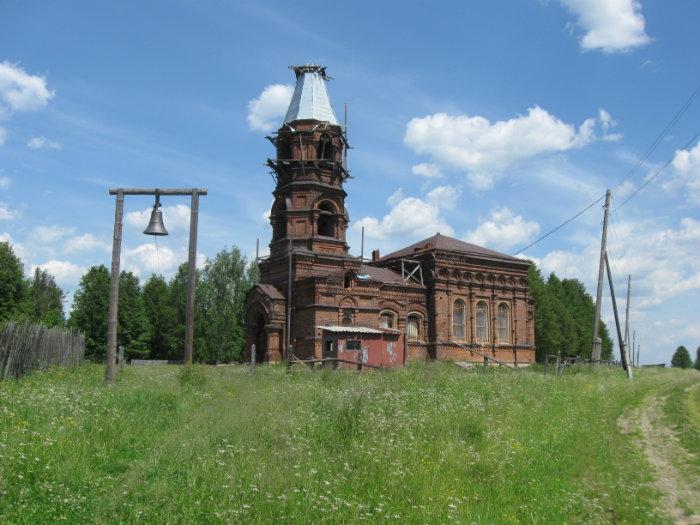 Село серебрянка свердловская. Елизаветинское село Нижний Тагил. Церковь село Серебрянка Нижний Тагил. Село Елизаветинское Свердловская область. Храм Ильи пророка Елизаветинское Нижний Тагил.