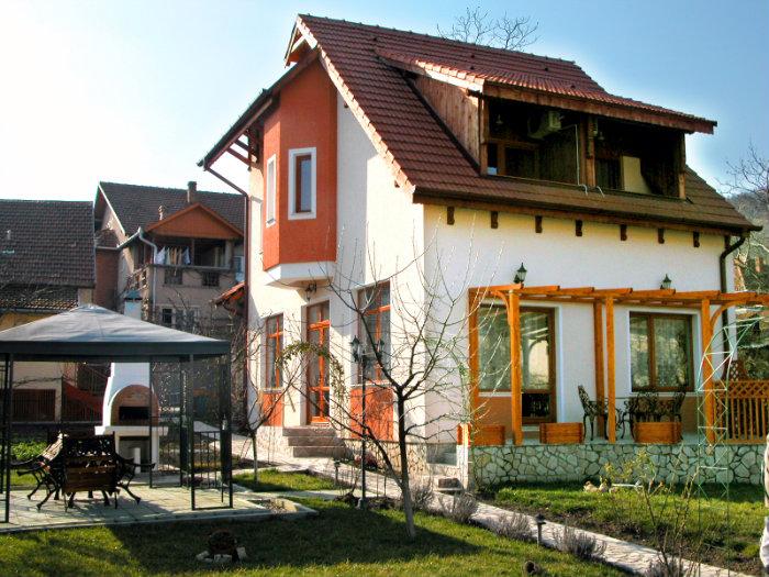 Pension SUB CETATE - Deva