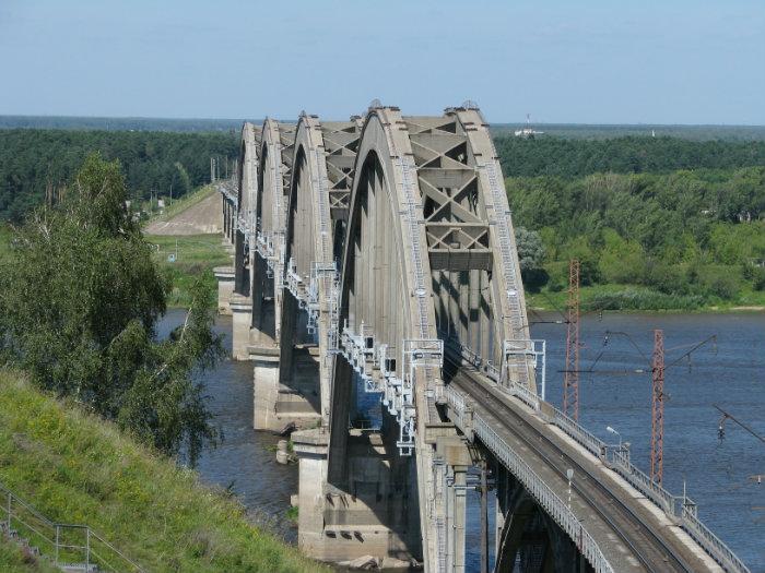 Железнодорожный мост через оку