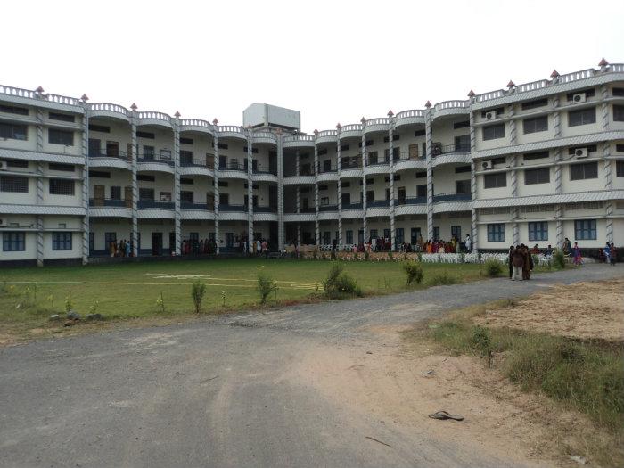 BAPATLA WOMENS ENGINEERING COLLEGE