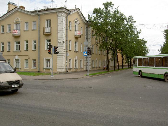 Колпино ул. Труда 2/9 Колпино. Колпино улица Колпинская 2. Колпино ул труда. Колпинская улица в Колпин.