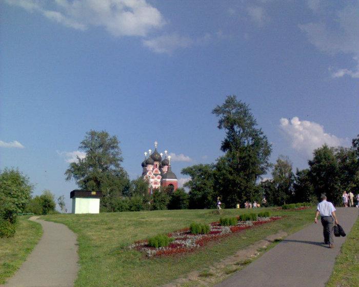 Село алексеевское. Деревня Алексеевская Москва. Церковь на улице 