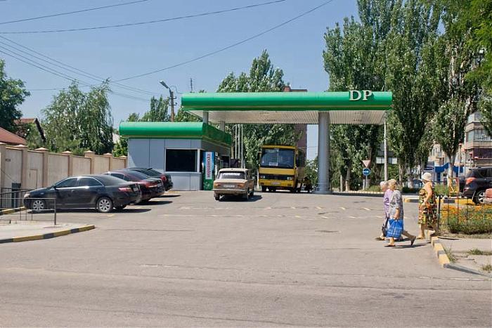 Мобильные макеевка. АЗС АНП Макеевка. АЗС Плеханова в Макеевке ДНР. Заправка Артемида Макеевка. СТО Макеевка.