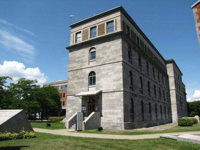 Prison au Pied-du-Courant - Communauté Métropolitaine de Montréal - CMM ...