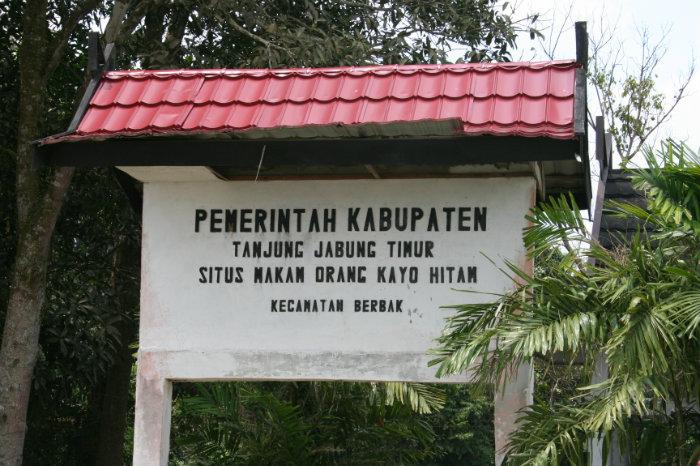 Grave of Orang Kayo Hitam