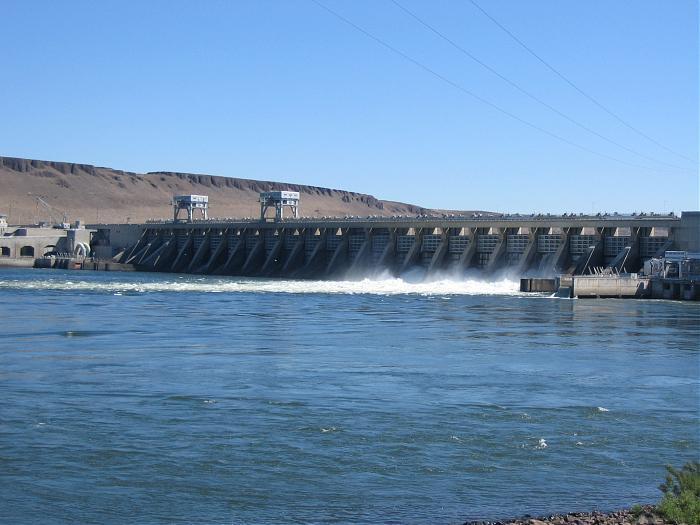 McNary Lock and Dam | lock (water navigation), hydroelectric power station