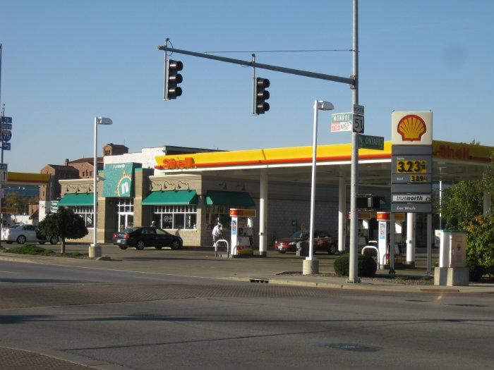 Shell Gas Station - Toledo, Ohio