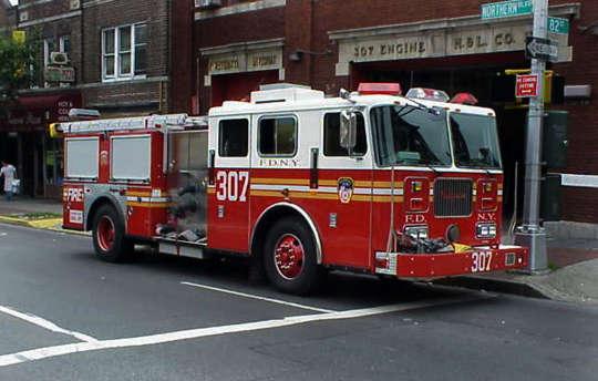 FDNY - Engine 307 / Ladder 154 - New York City, New York