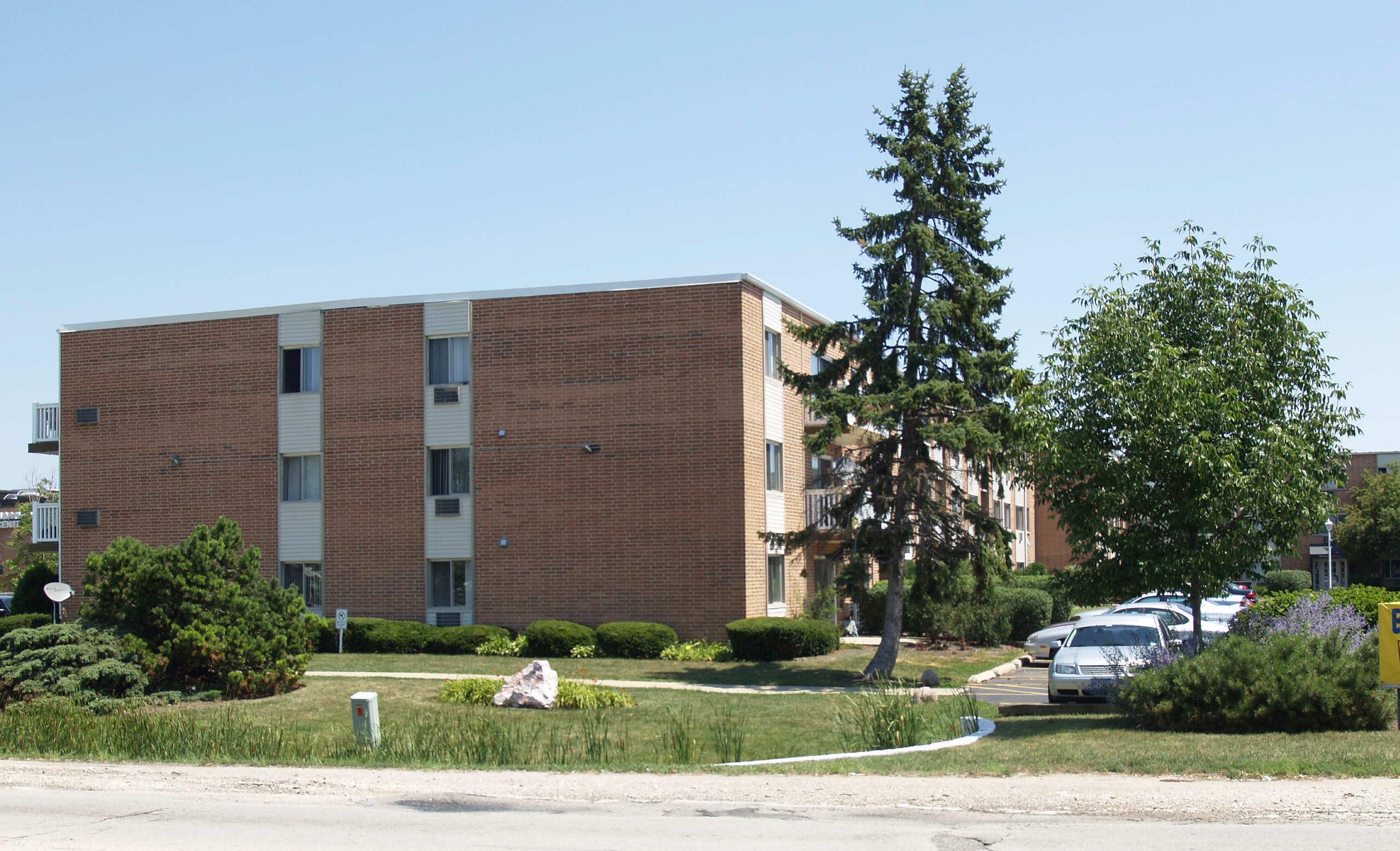 Briarwood Terrace Apartments - Prospect Heights, Illinois