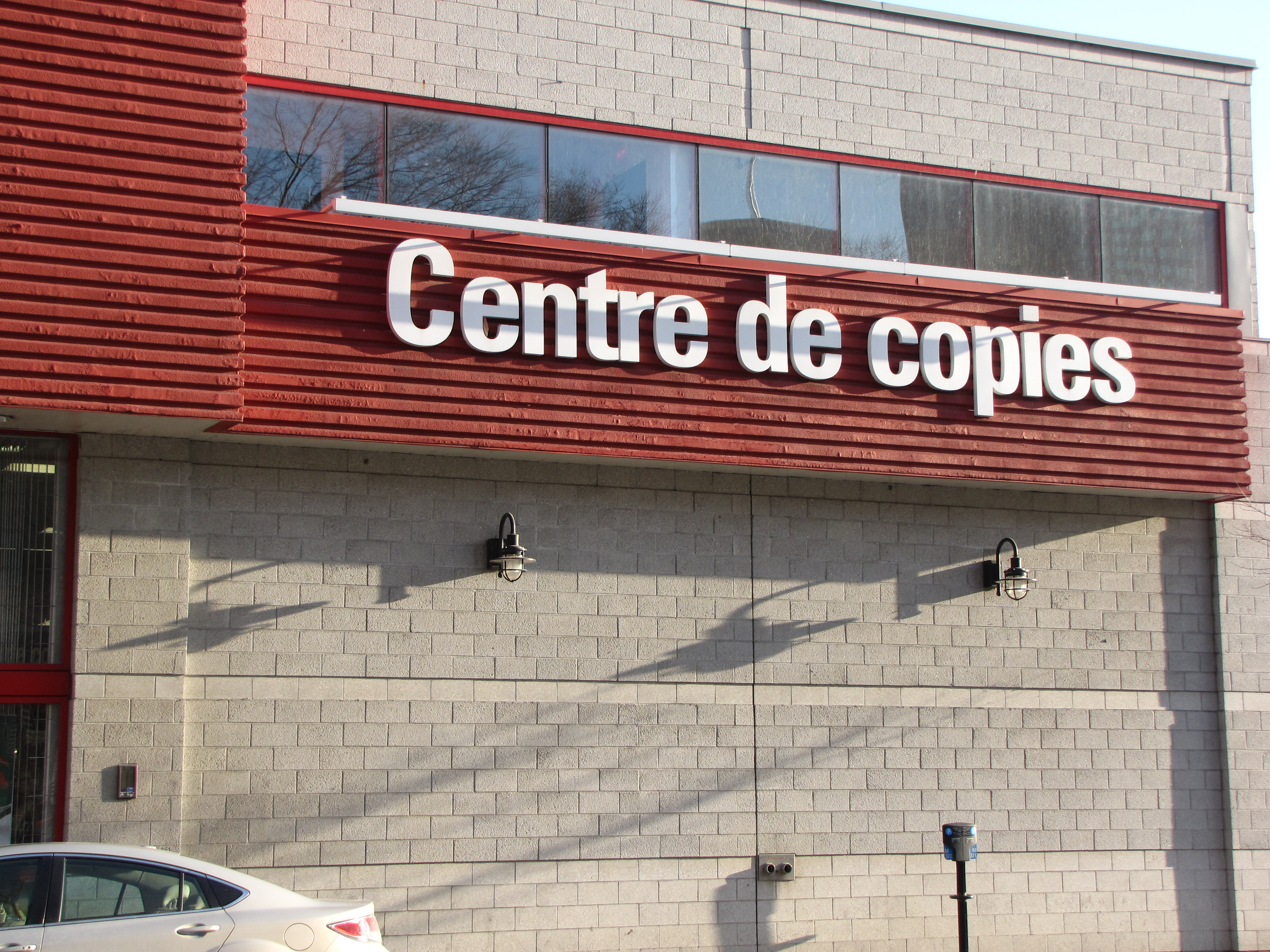 Bureau en Gros (Staples) - Greater Montreal Area