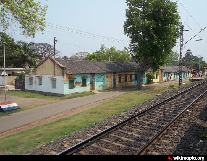 Railway Quarters at SANTRAGACHI