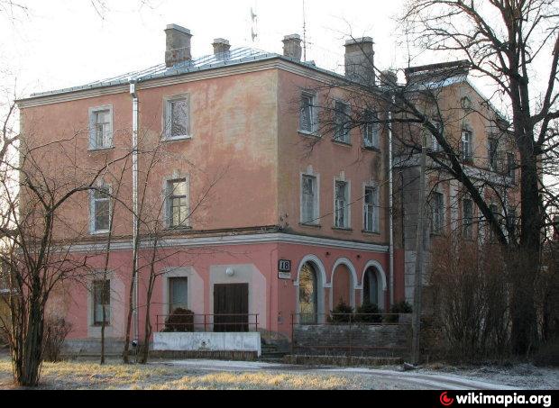 санкт-петербург, город петергоф, собственный проспект, дом 8, литера а. собственный 18. коттеджи несколько. собственный 18. коттедж под москвой.
