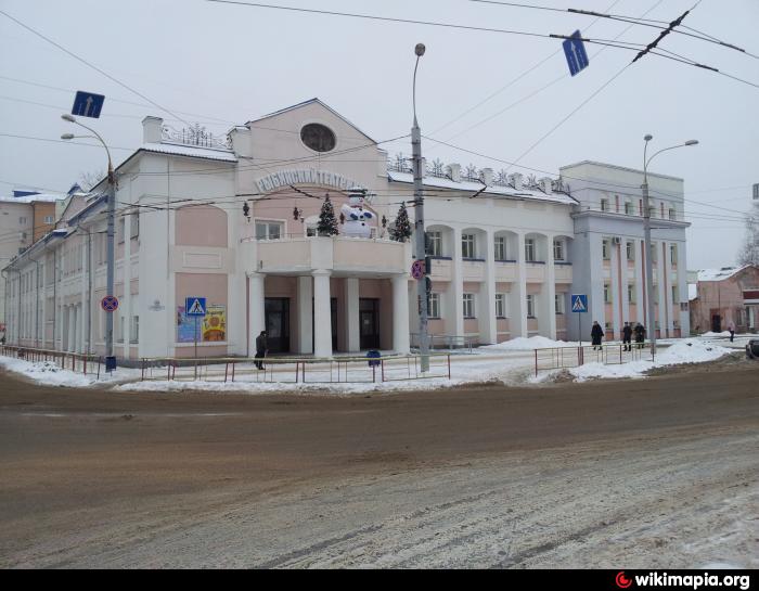 Рыбинский театр. Рыбинский кукольный театр. Театр Рыбинск. Рыбинский театр кукол здание. Театр кукол Рыбинск зал.